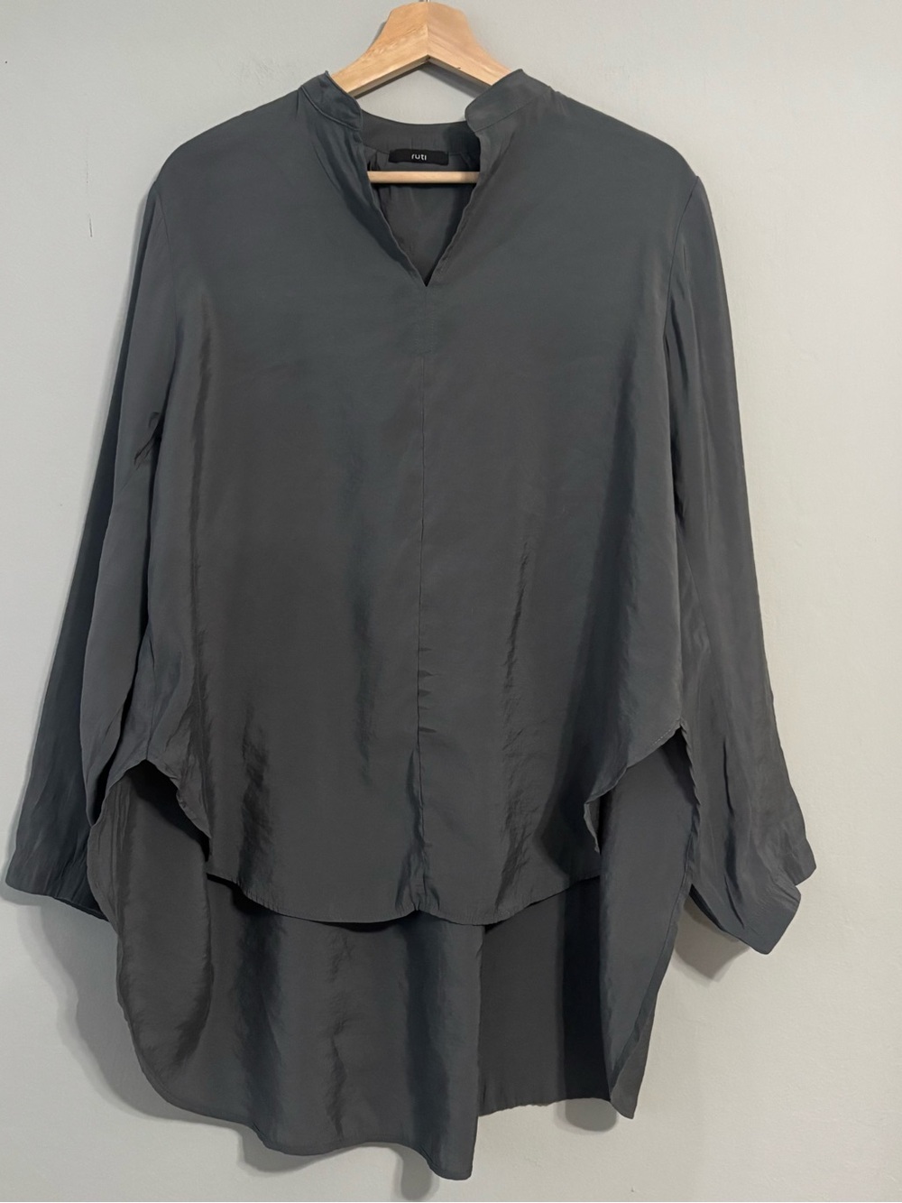 RUTI Grey Taupe Oversized Flowy Tunic High Low Blouse